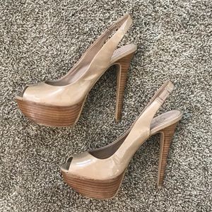 Jessica Simpson nude heels